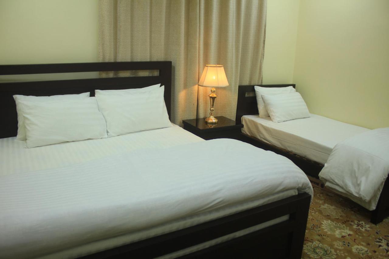 Starlit Hotel - Gilgit Exterior photo