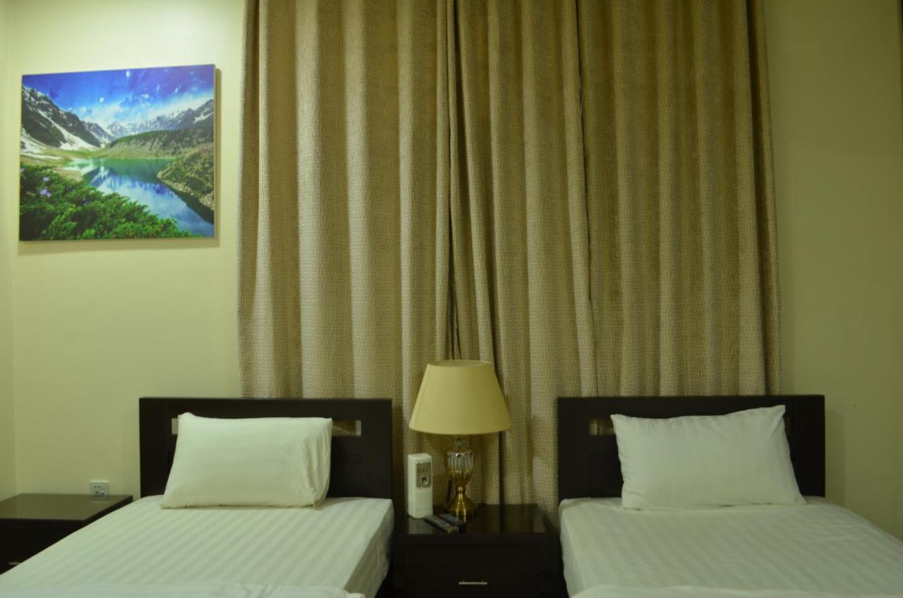 Starlit Hotel - Gilgit Exterior photo